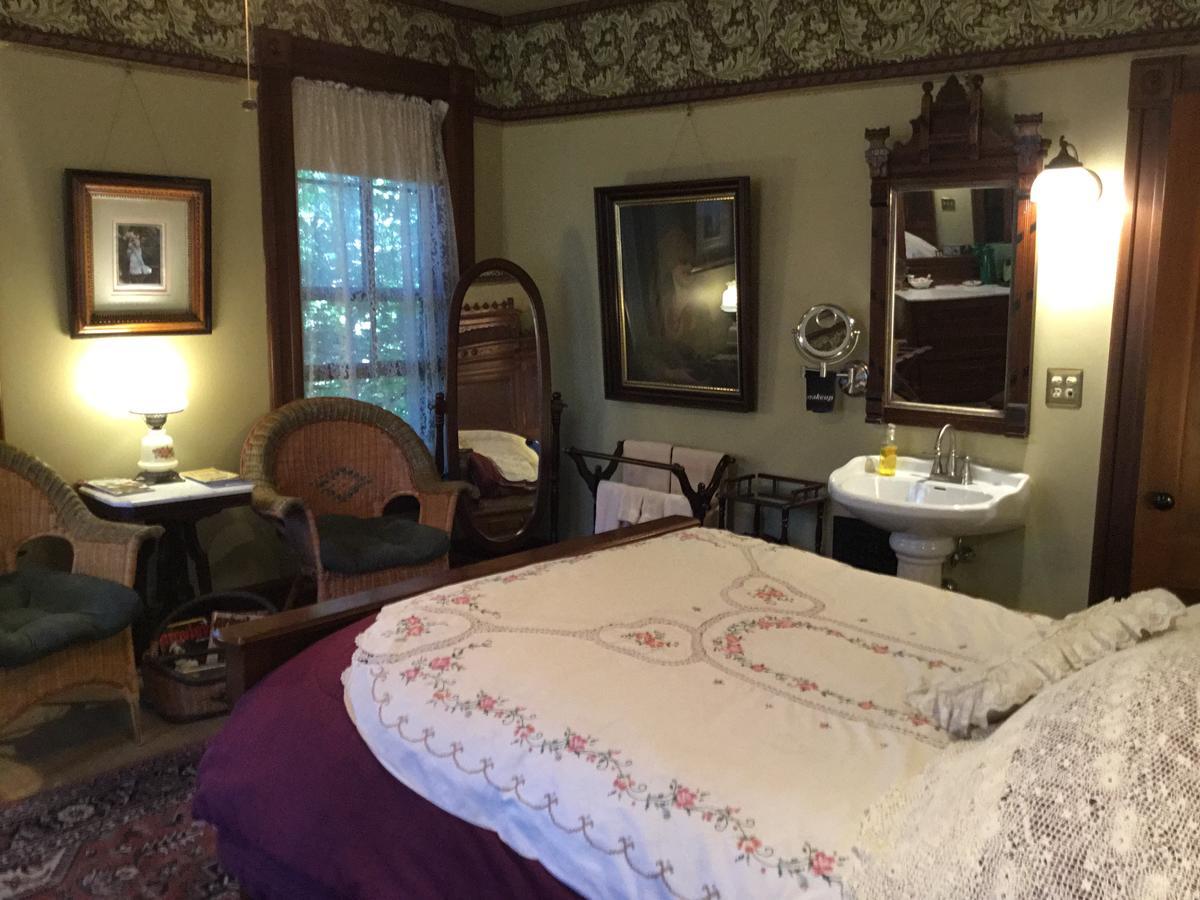 Allen House Inn アマースト エクステリア 写真